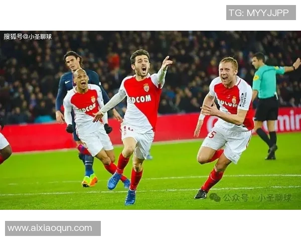 足球巨星精彩罚球瞬间集锦回顾与分析